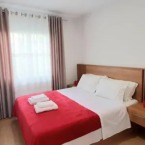 comfy-apartment-sunny-balcony.albaniahotels.org/